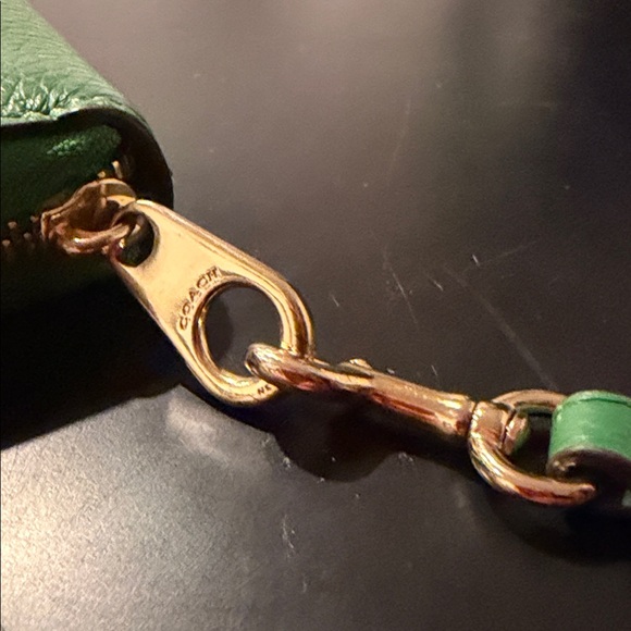 Coach Green Pebbled Leather Accordion Zip Wallet Wristlet - Picture 10 of 10